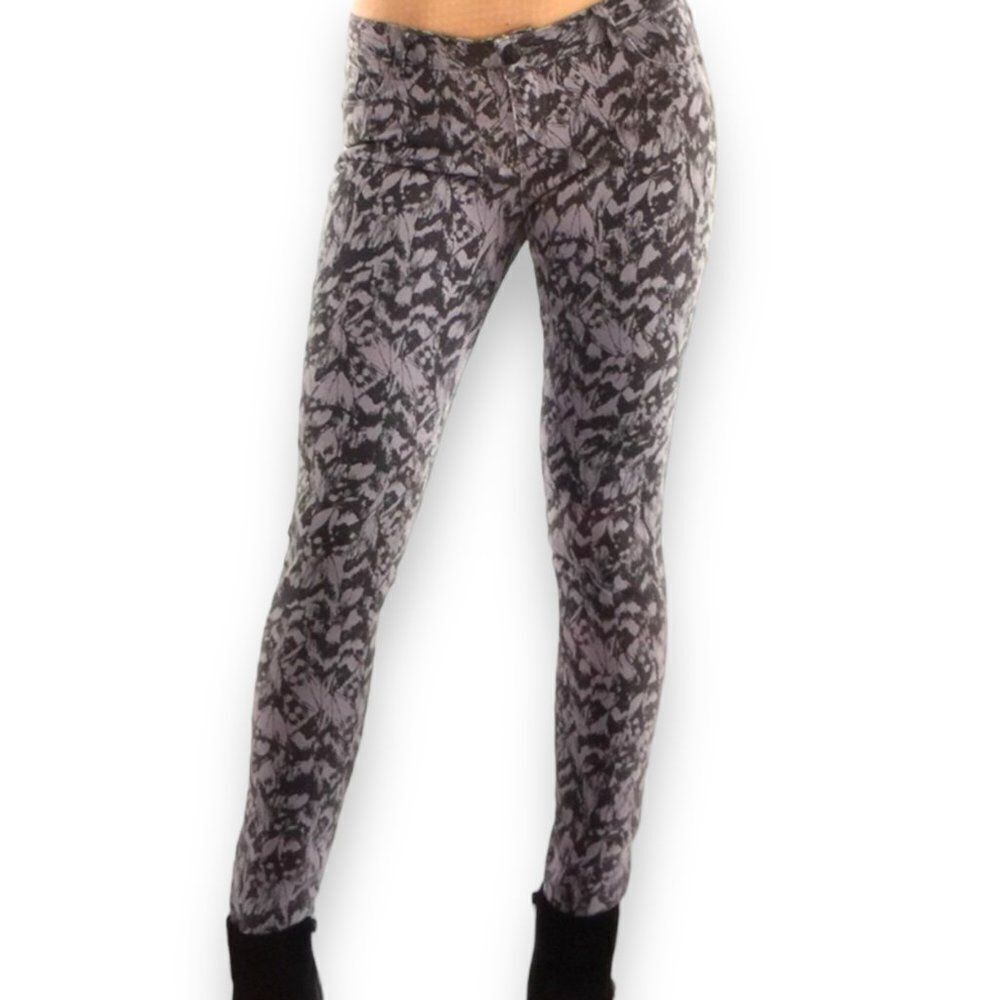 Black Lilac Floral Low Rise Skinny Jeans NEW